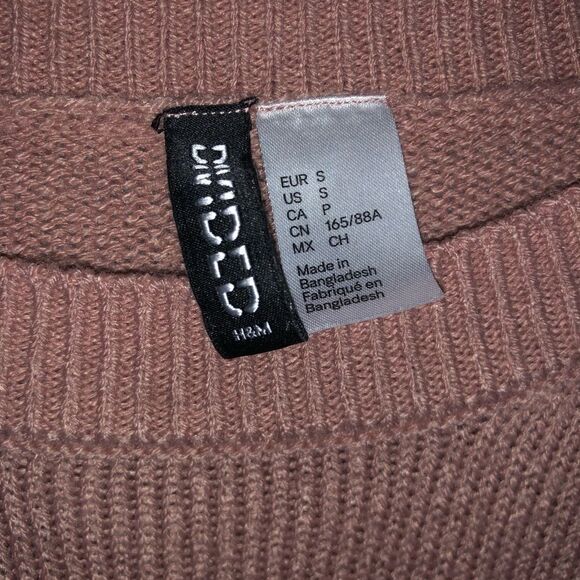 Women's H&M Divided Rose Pink Sweater - Picture 7 of 7